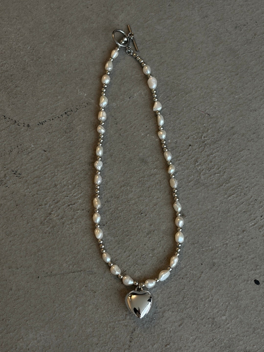 pearl beads necklace