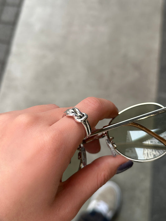 tie ring